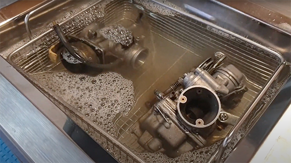 carburetors in ultrasonic cleaner